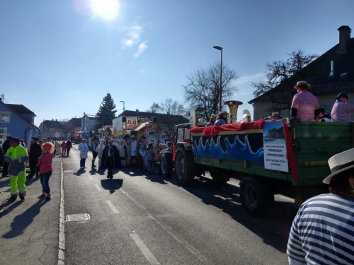 Faschingsumzug18 1